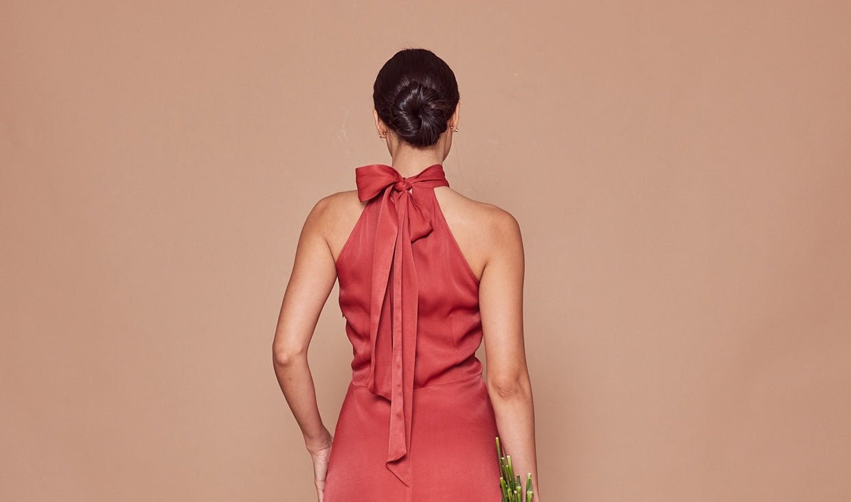 The best dress styles for broad shoulders - Maids to Measure