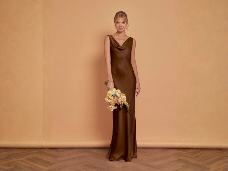 Rustic Warmth: Brown Bridesmaid Dresses for Thoughtful Wedding Themes
