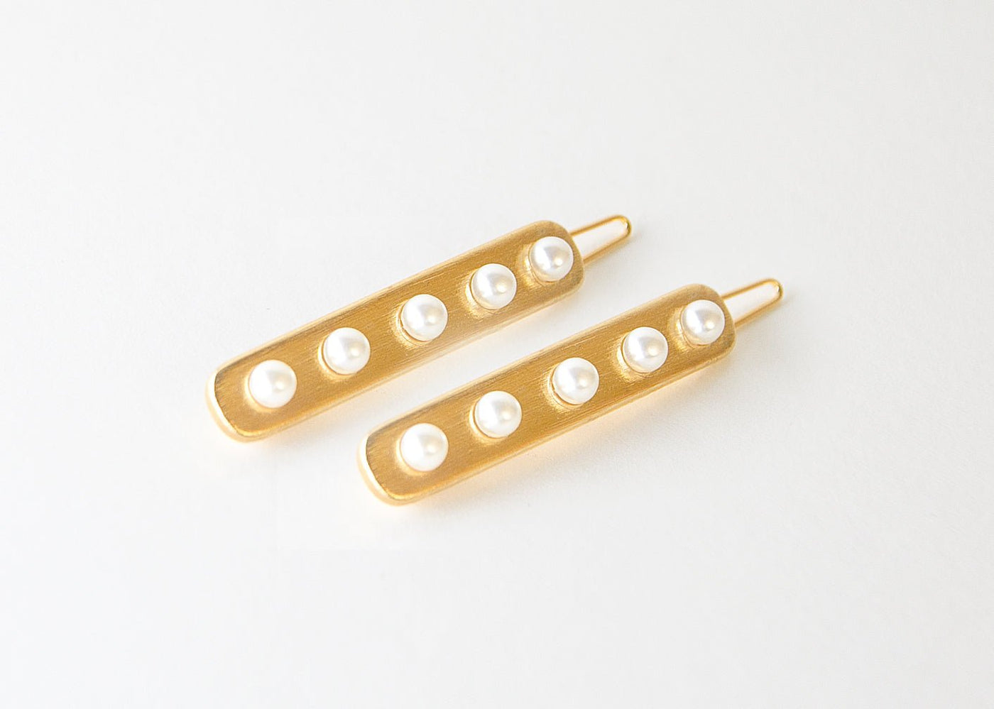 Faux Pearl Hair Clip - Maids to Measure