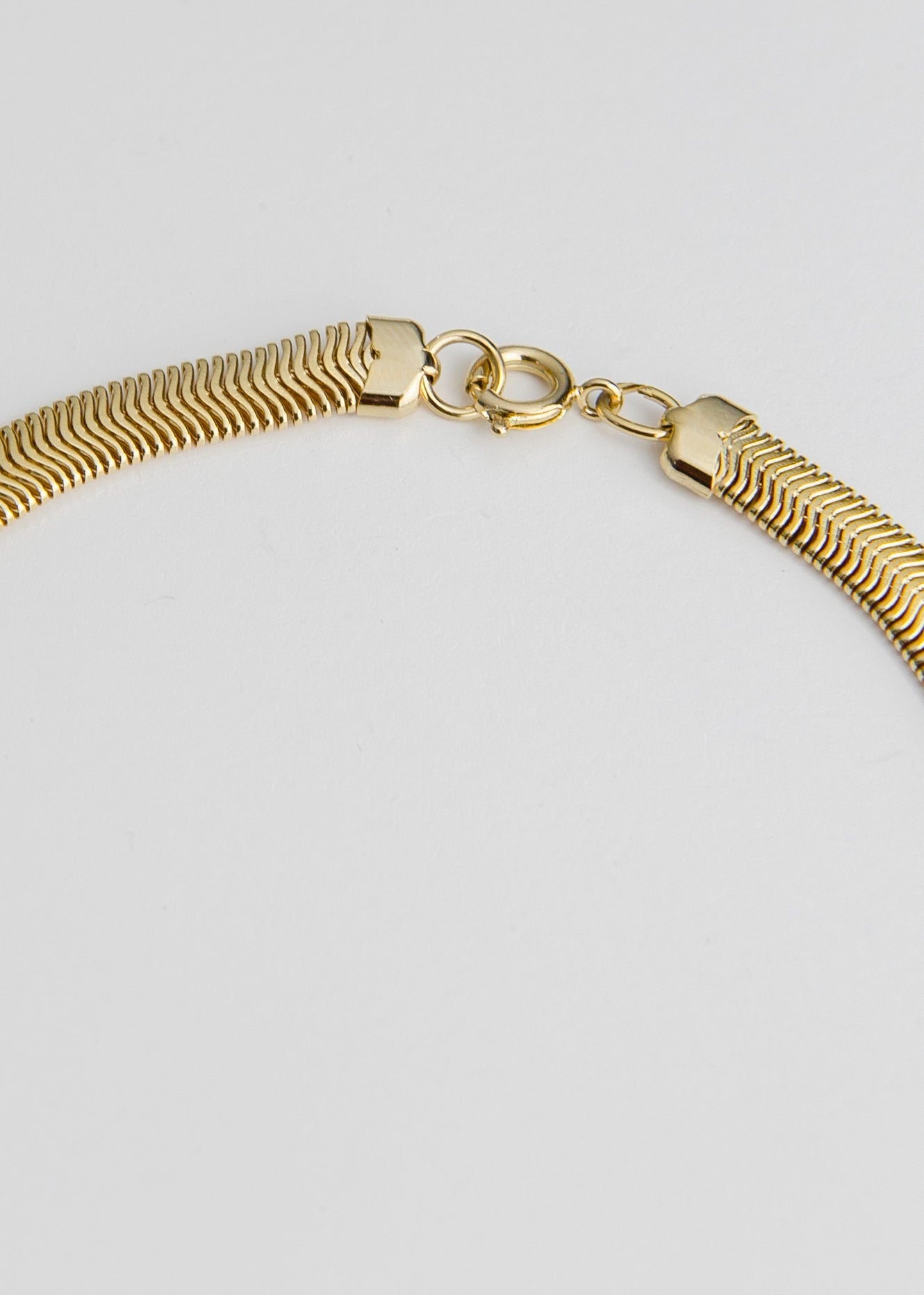 Flat Herringbone Snake Chain (Hailey Bieber necklace) - Maids to Measure