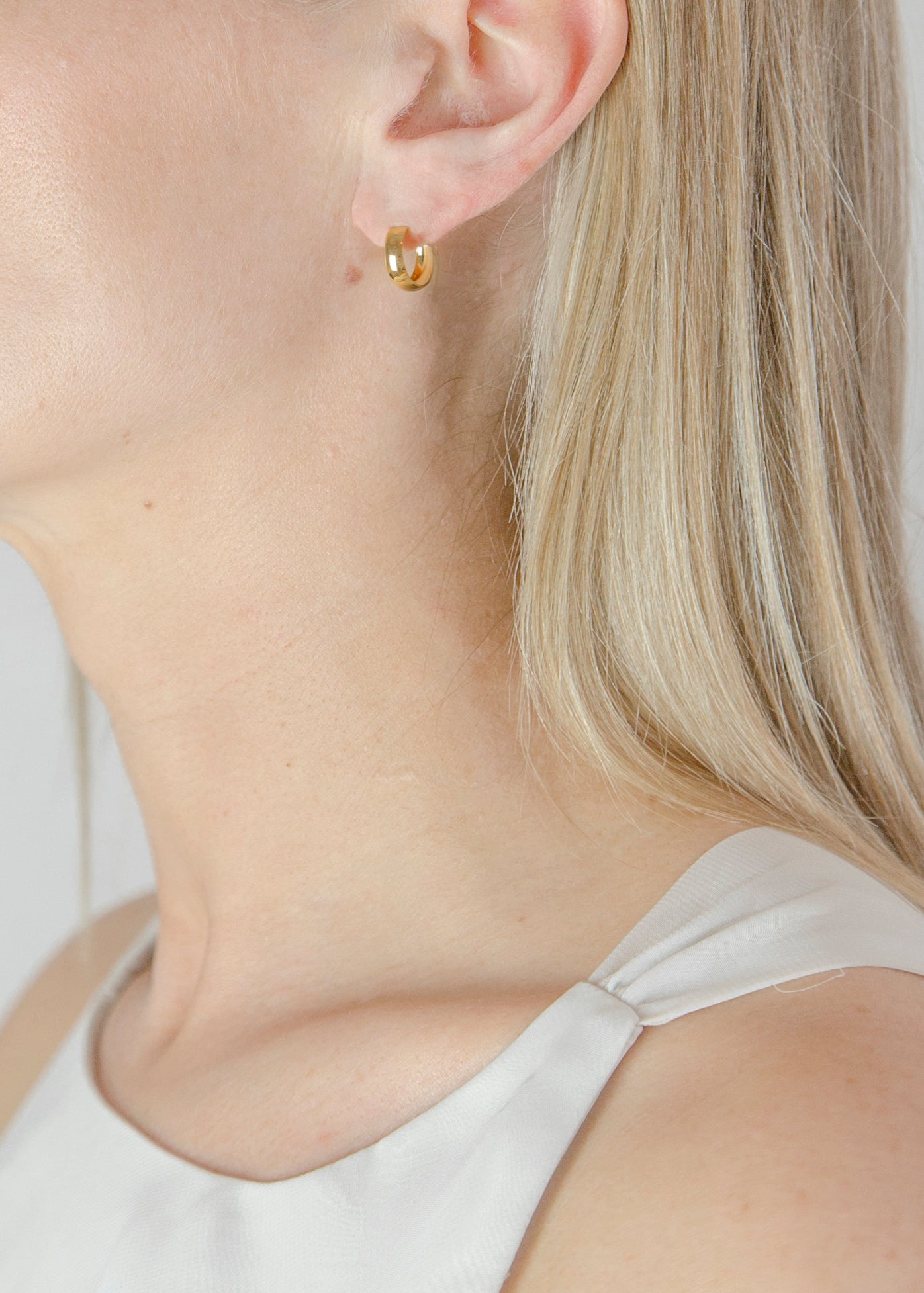 The Ultimate Everyday Gold Hoops - Maids to Measure